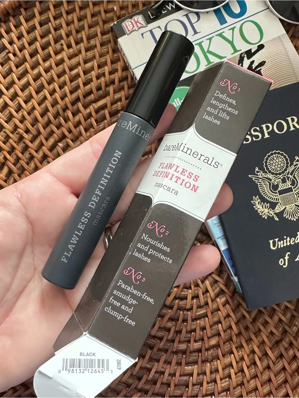 bareMinerals Flawless Definition Mascara – Black New in Box